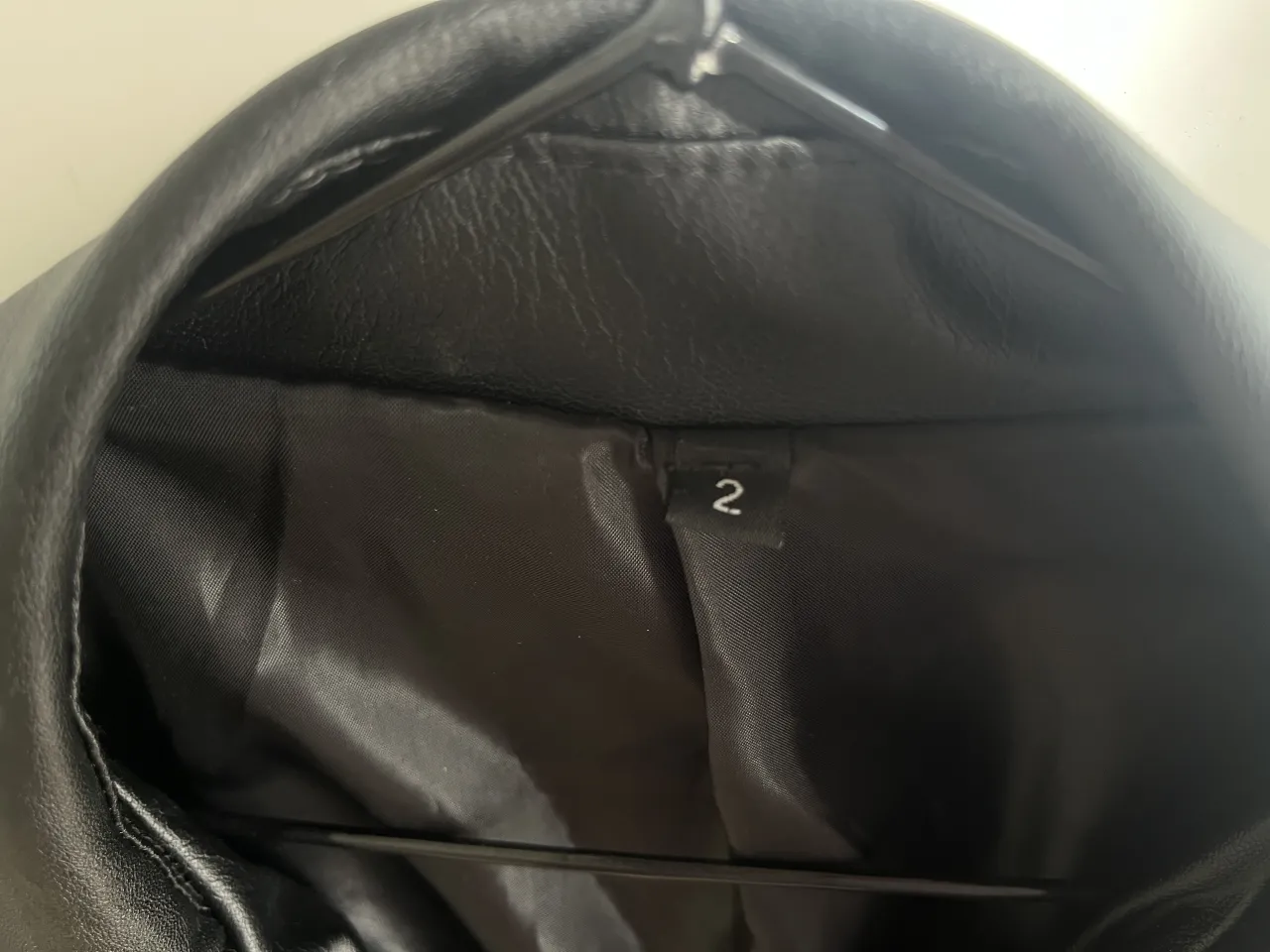 Campera Otras marcas - Vista 3