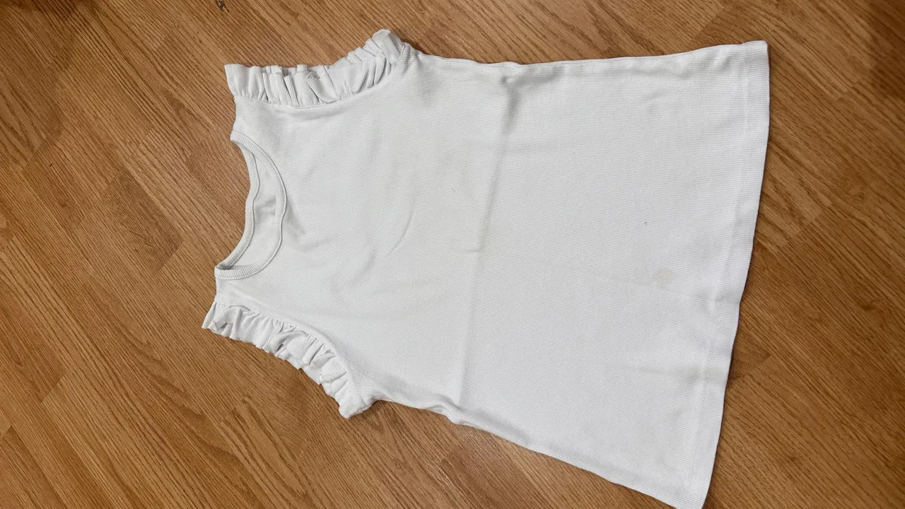 Remera Numa - Vista 2