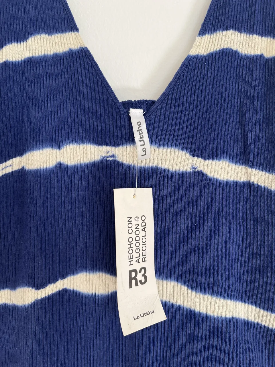 Musculosa Le Utthe - Vista 2