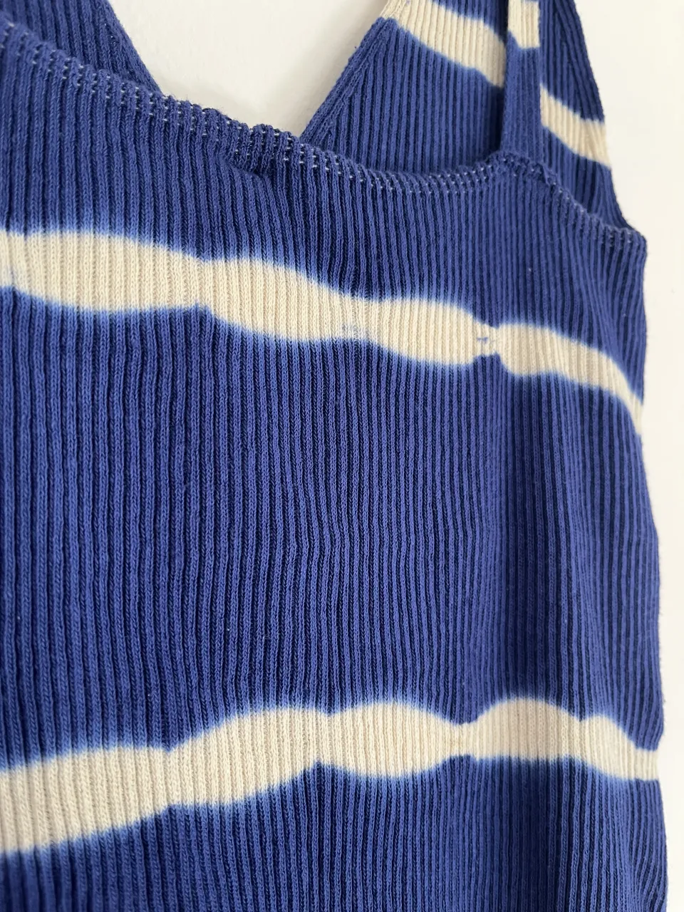 Musculosa Le Utthe - Vista 4