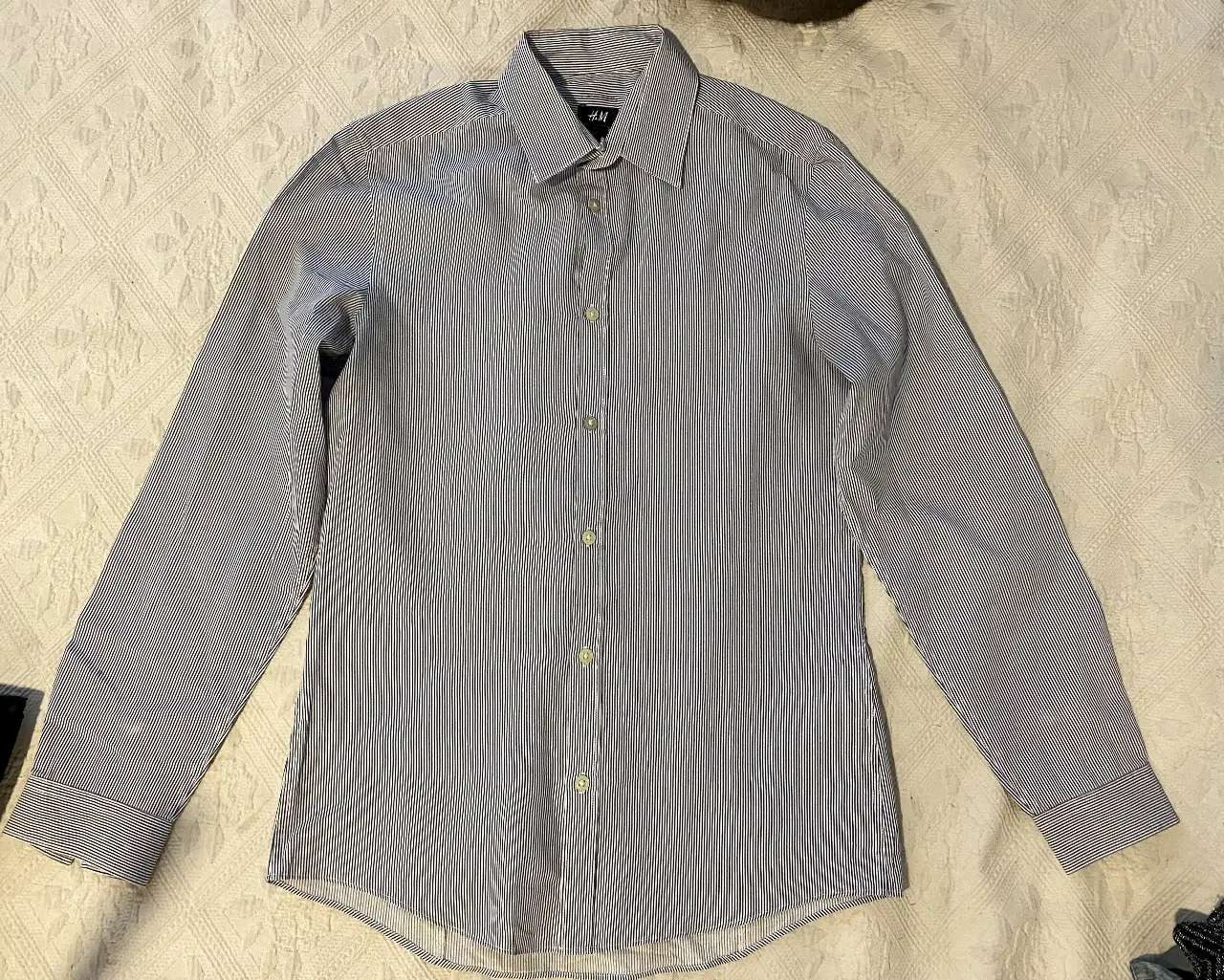 Camisa H&M - Vista 3
