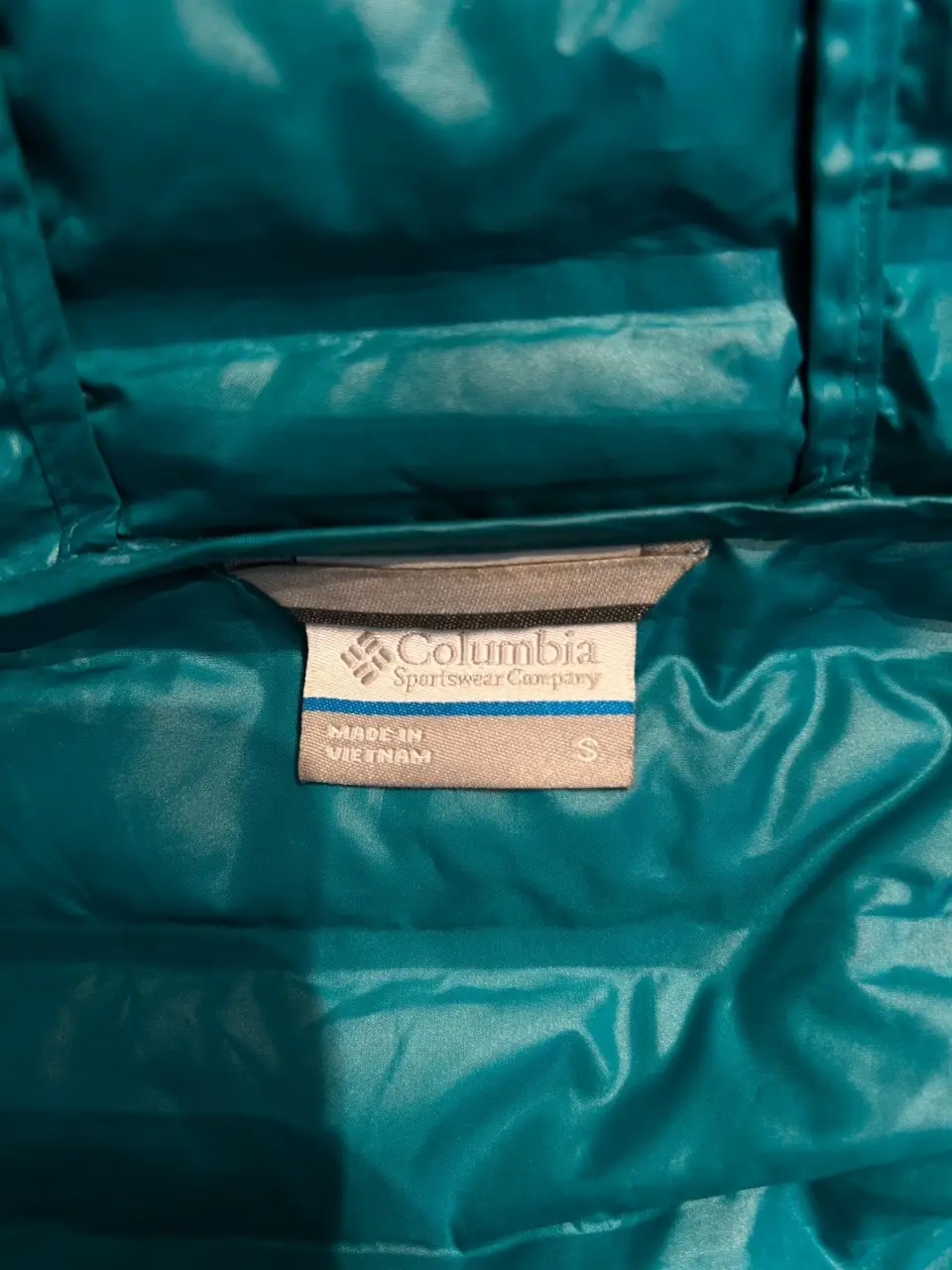 Campera Columbia - Vista 4