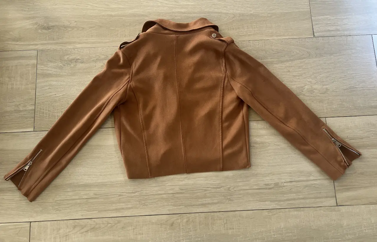 Campera Otro - Vista 5