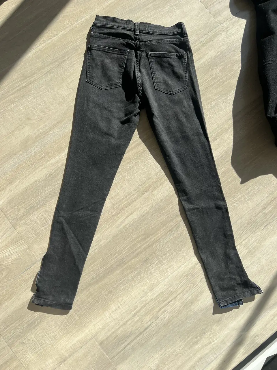 Jean COM PLOT - Vista 3