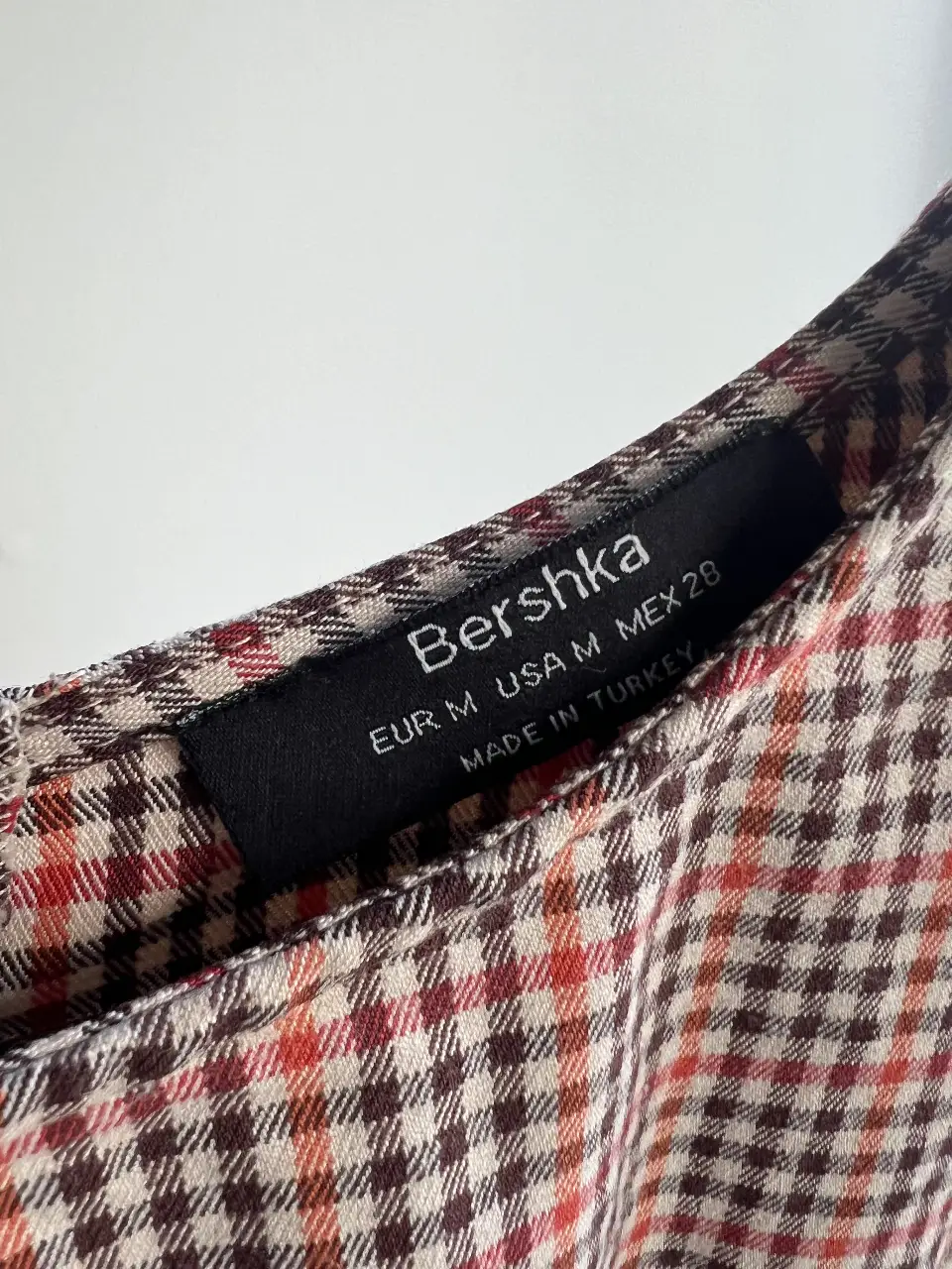 Blusa Bershka - Vista 4