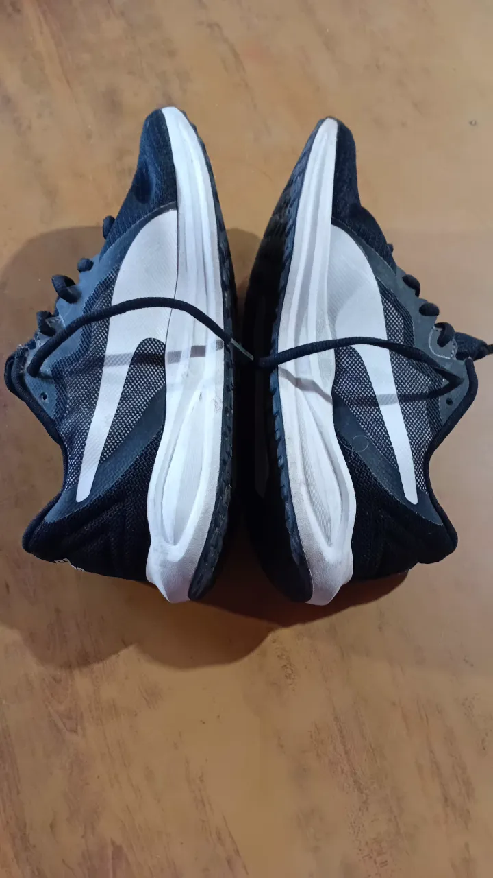 Zapatillas Puma - Vista 2