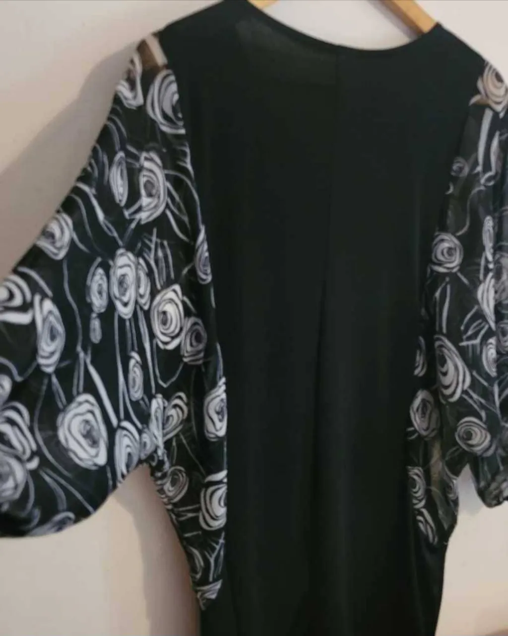 Remera Diseño independiente - Vista 3