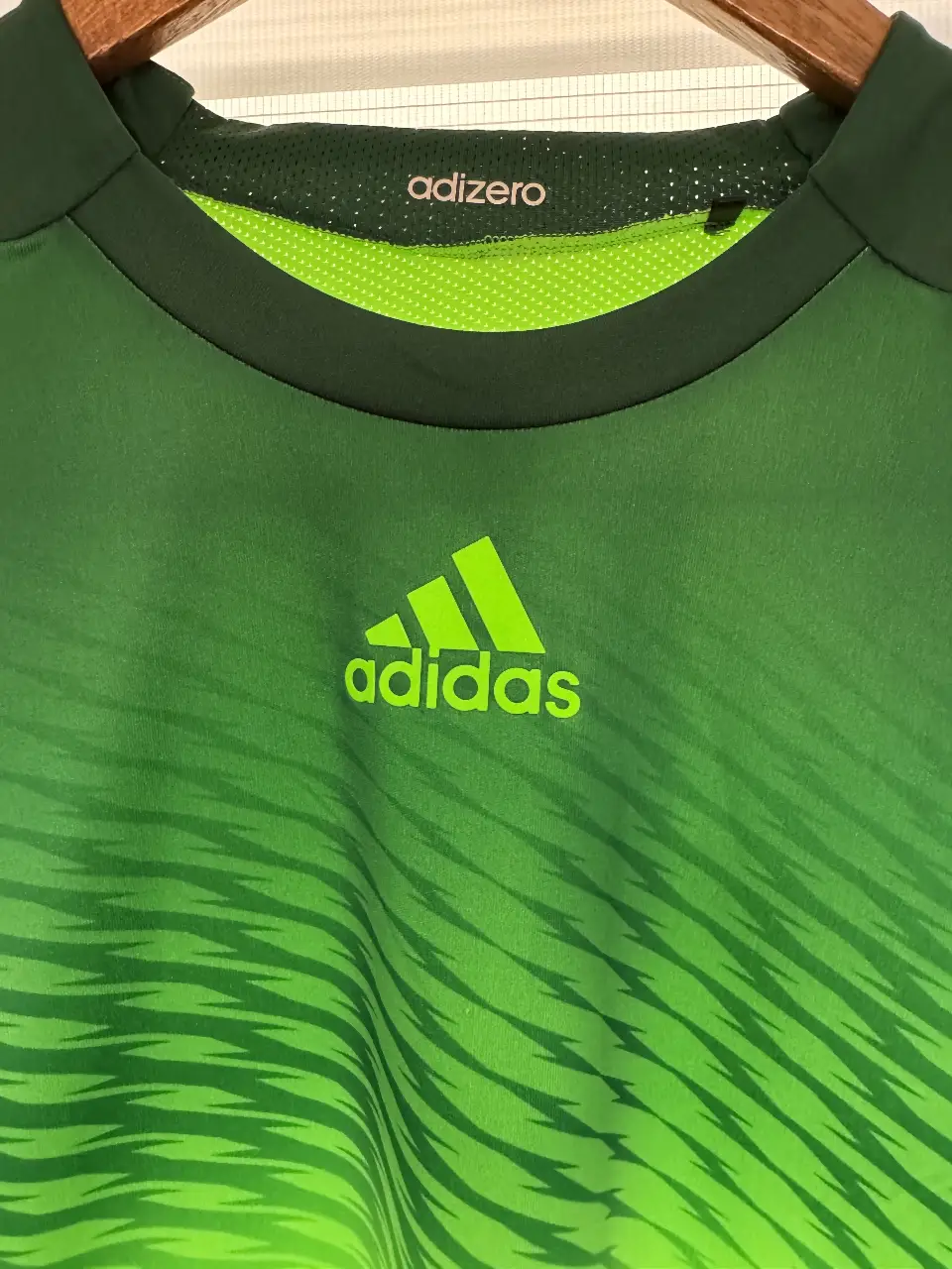Remera adidas - Vista 2