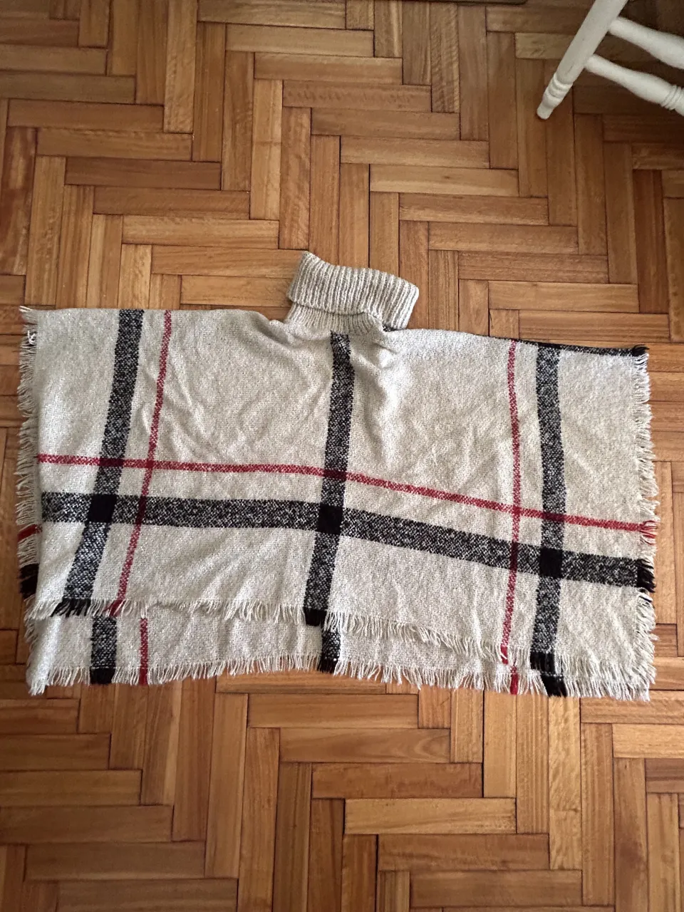 Poncho Otra - Vista 4