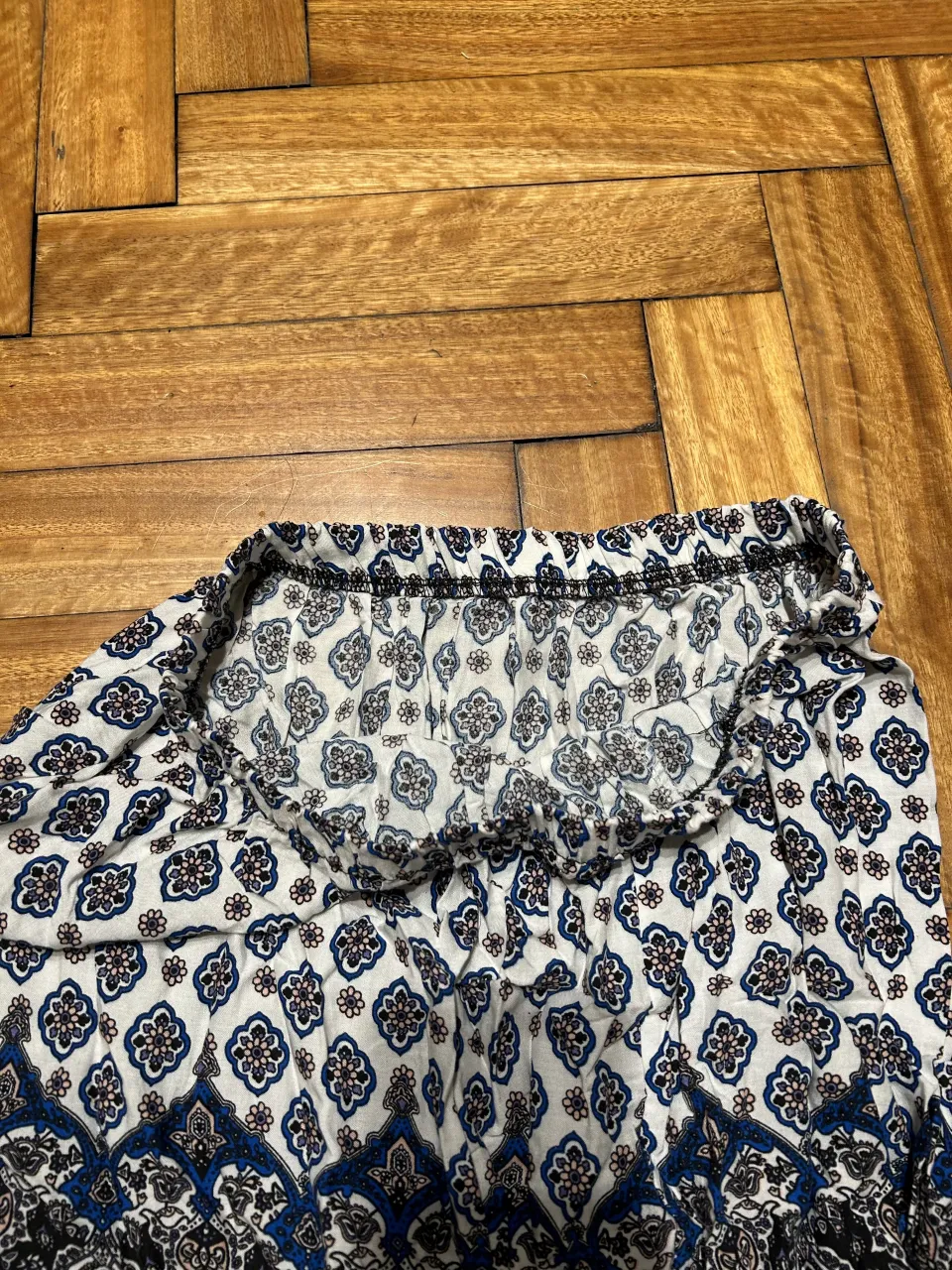 Pollera Otra - Vista 2