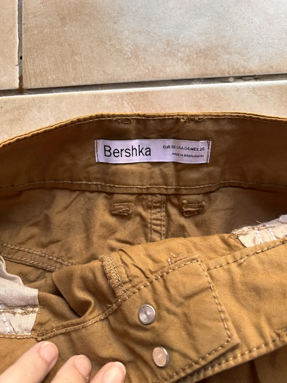 Pollera Bershka - Vista 2