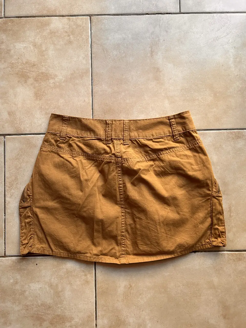 Pollera Bershka - Vista 4