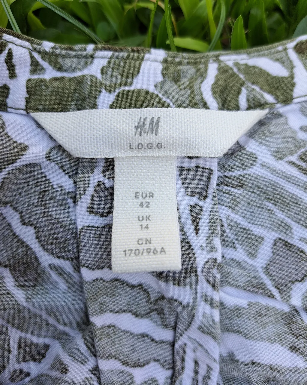 Remera H&M - Vista 3