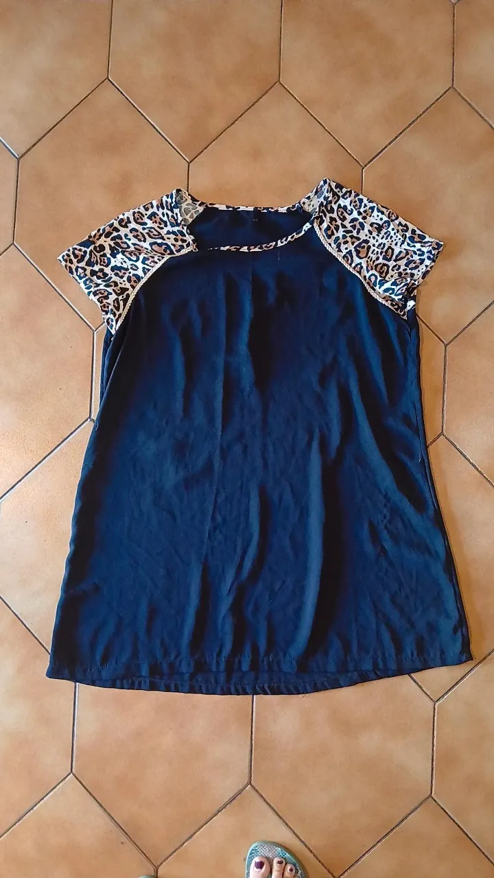 Remera Ninguna - Vista 2