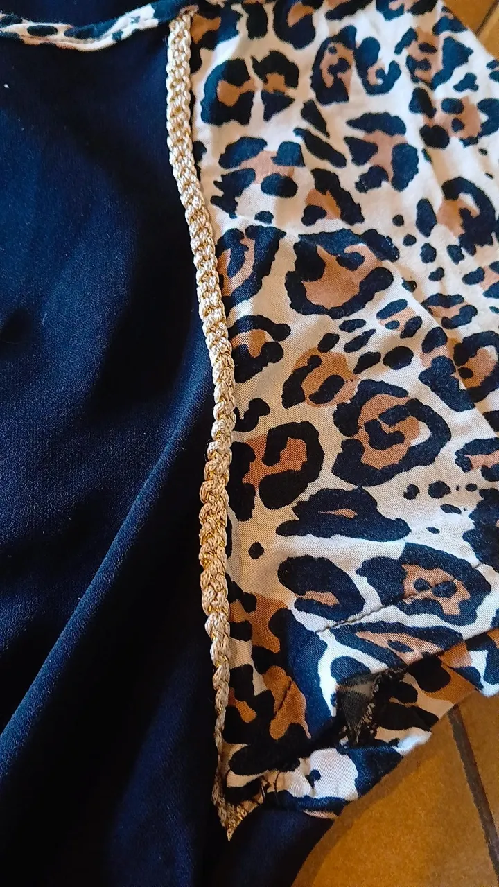 Remera Ninguna - Vista 3