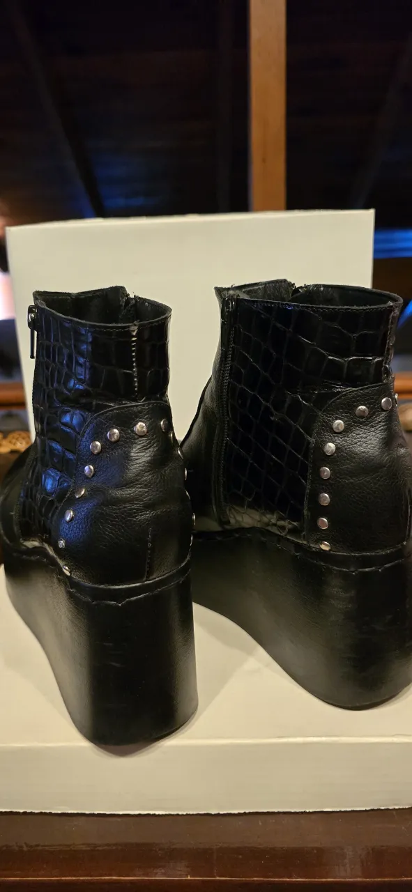 Borcegos Otra - Vista 3