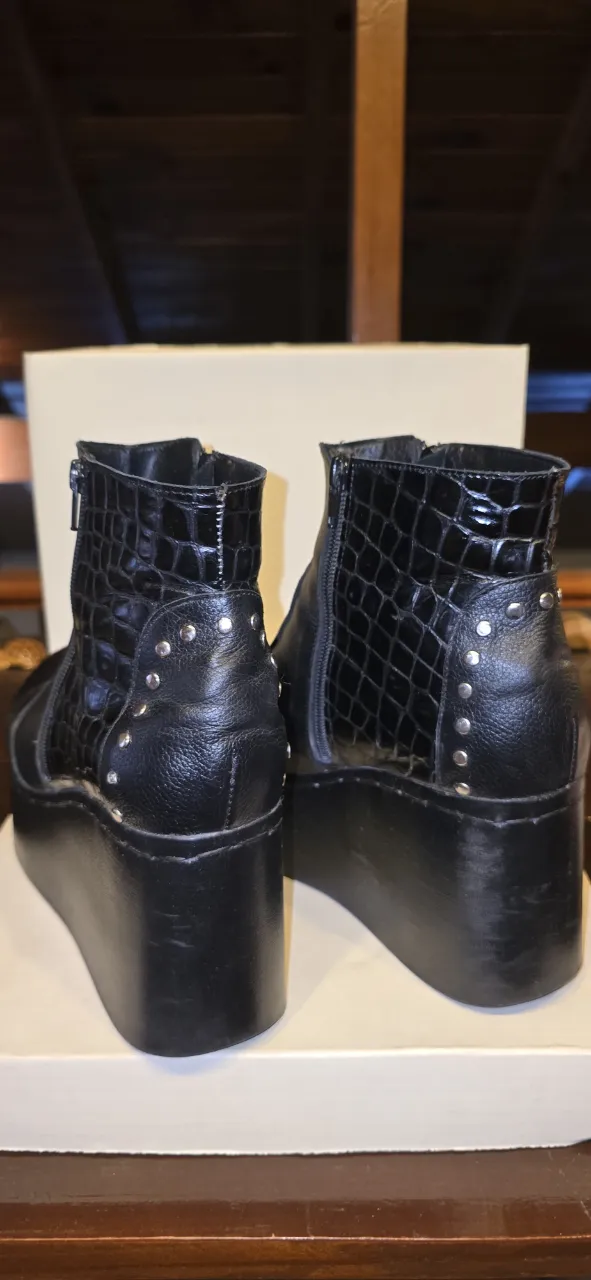 Borcegos Otra - Vista 2