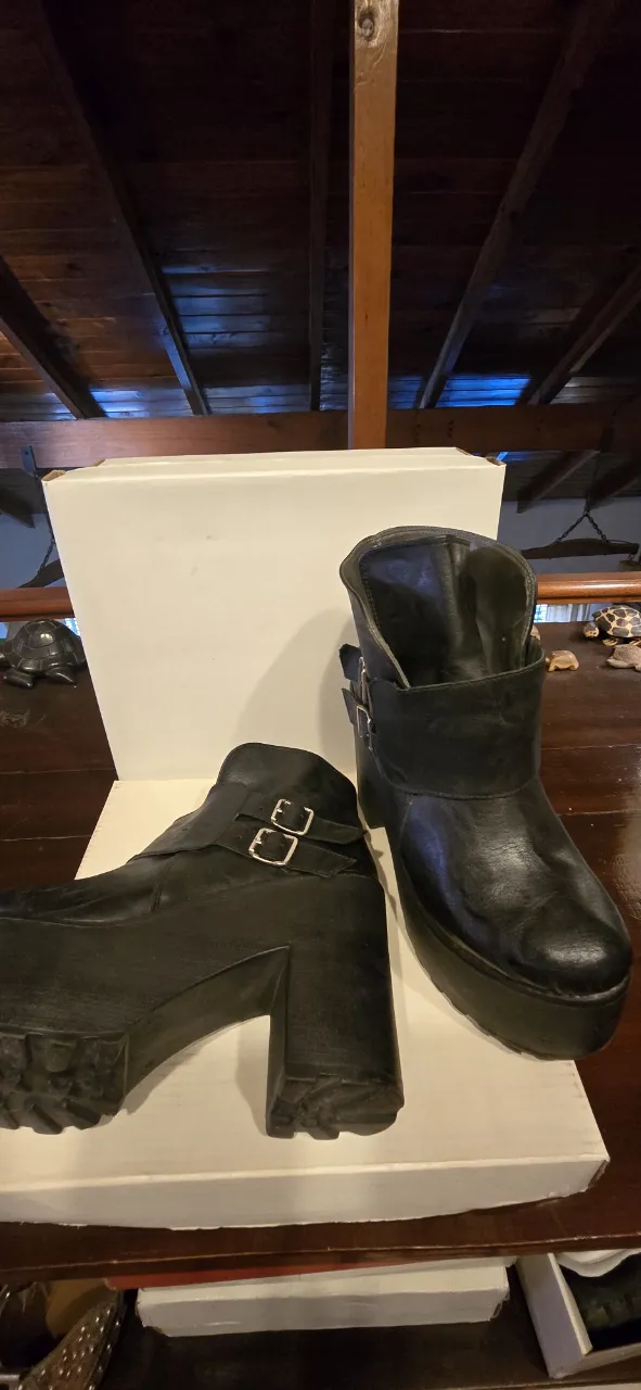 Borcegos Otra - Vista 3