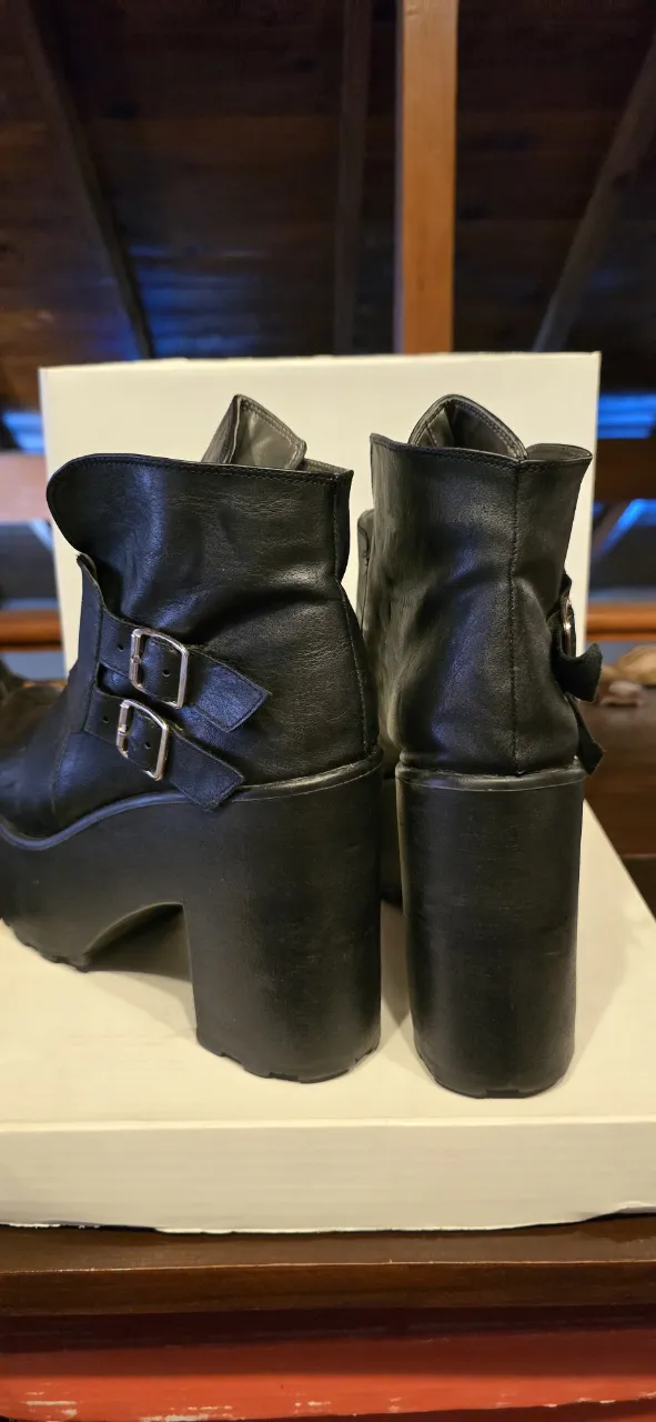 Borcegos Otra - Vista 2