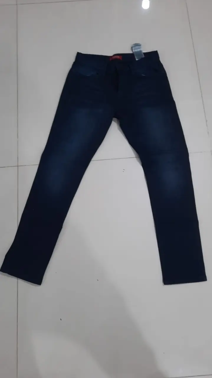 Jean GUESS - Vista 3