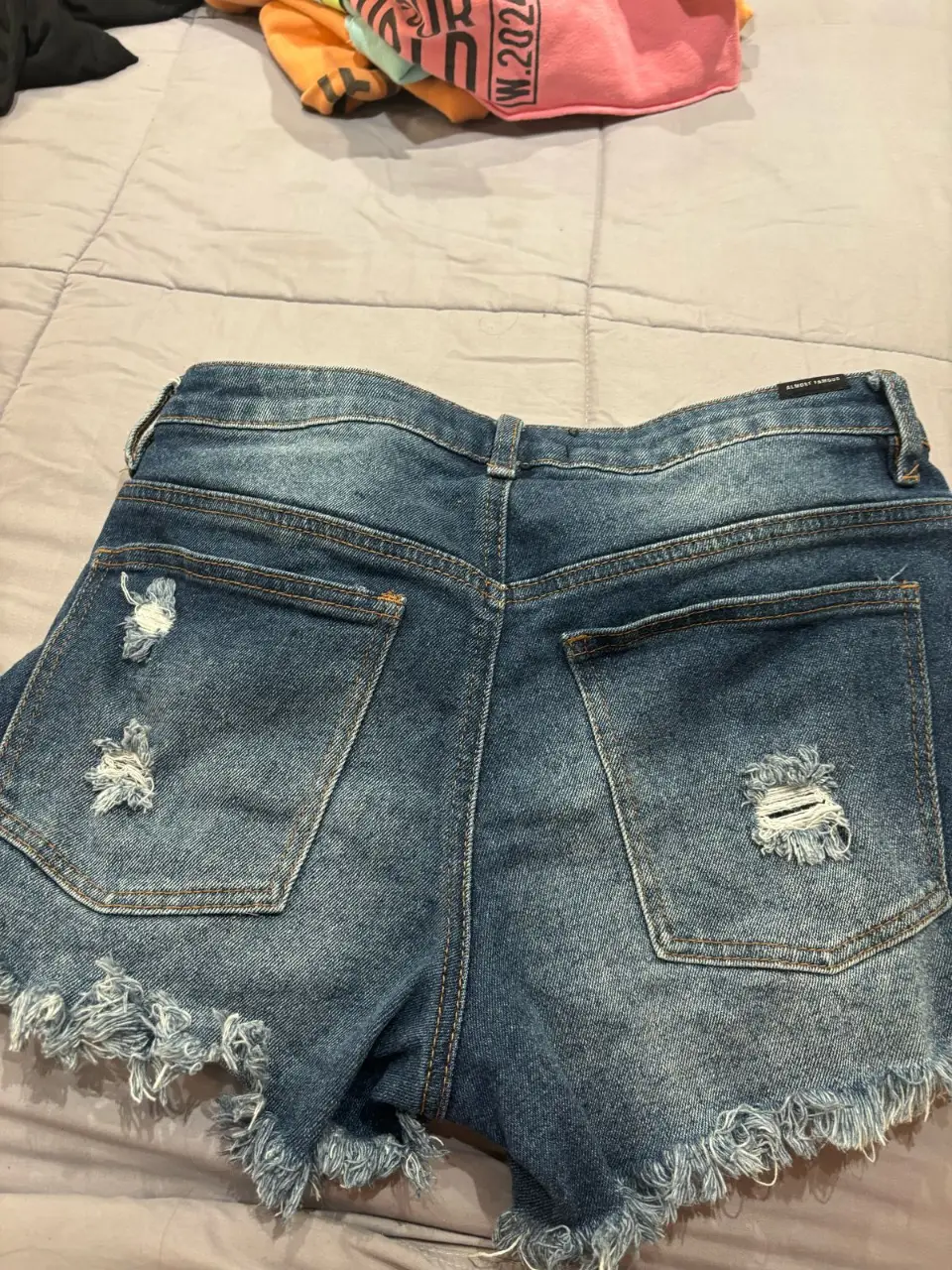 Short ALMOST FAMOUS - Vista 3