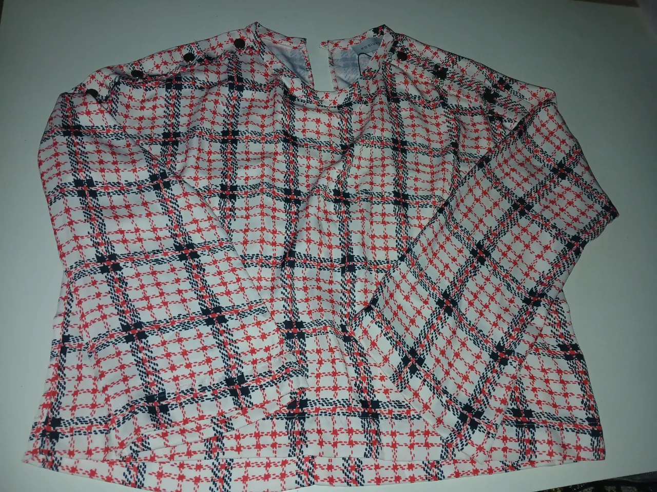 Remera Kosiuko - Vista 2