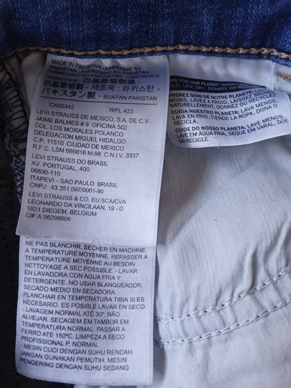 Jean Levi's - Vista 5