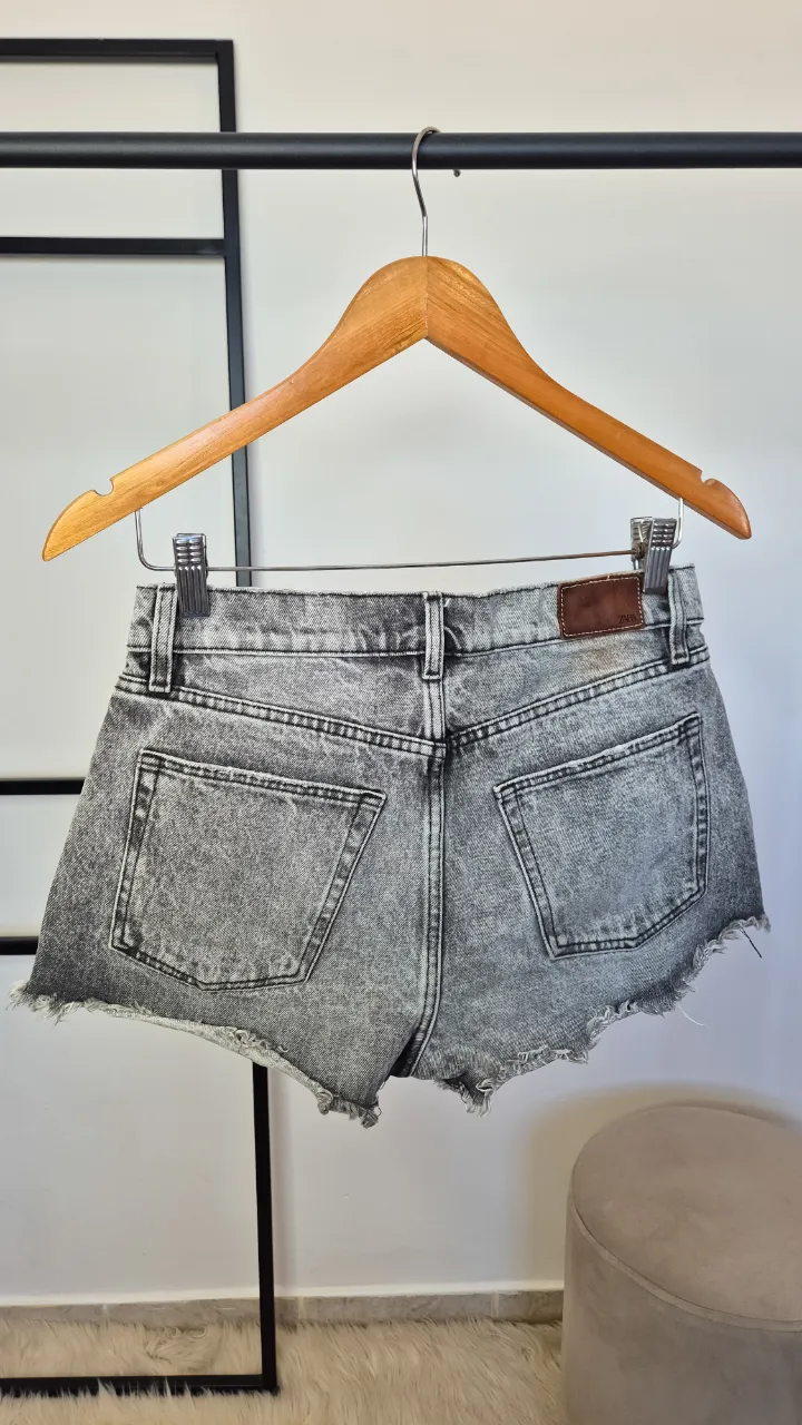 Short Zara - Vista 4
