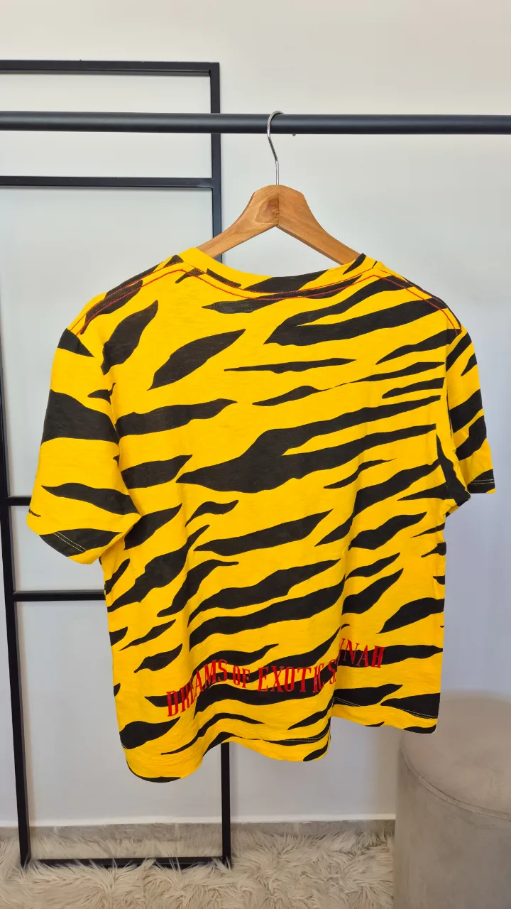 Remera Jazmín Chebar - Vista 4