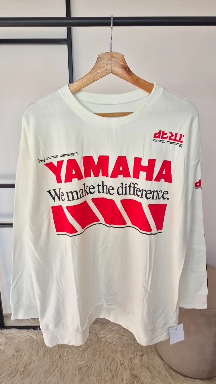 Buzo frisado.
Nuevo.
Talle único.
Axilas 58 cm
Largo 66 cm