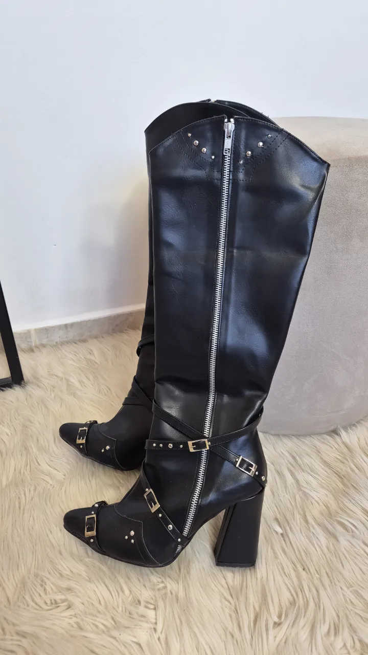 Botas Otra - Vista 2