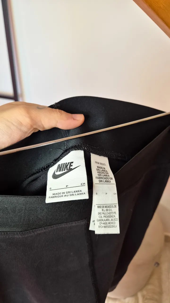 Short Nike - Vista 3