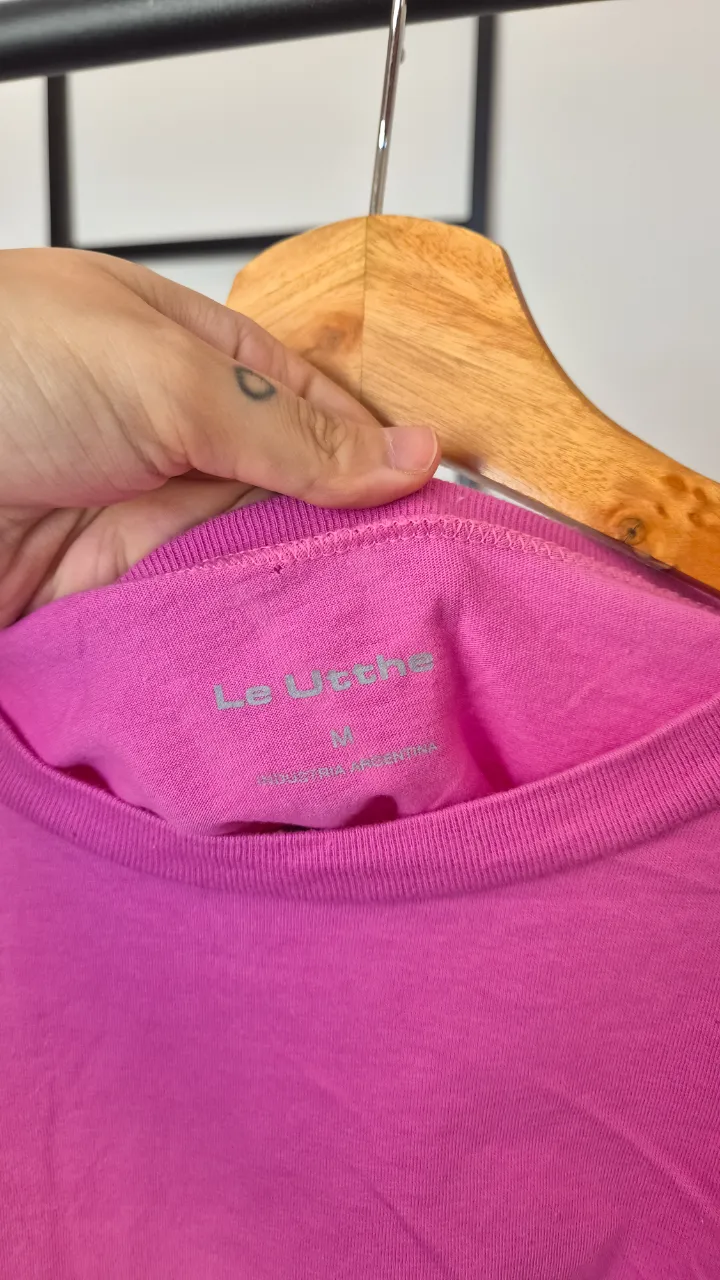 Remera Le Utthe - Vista 2