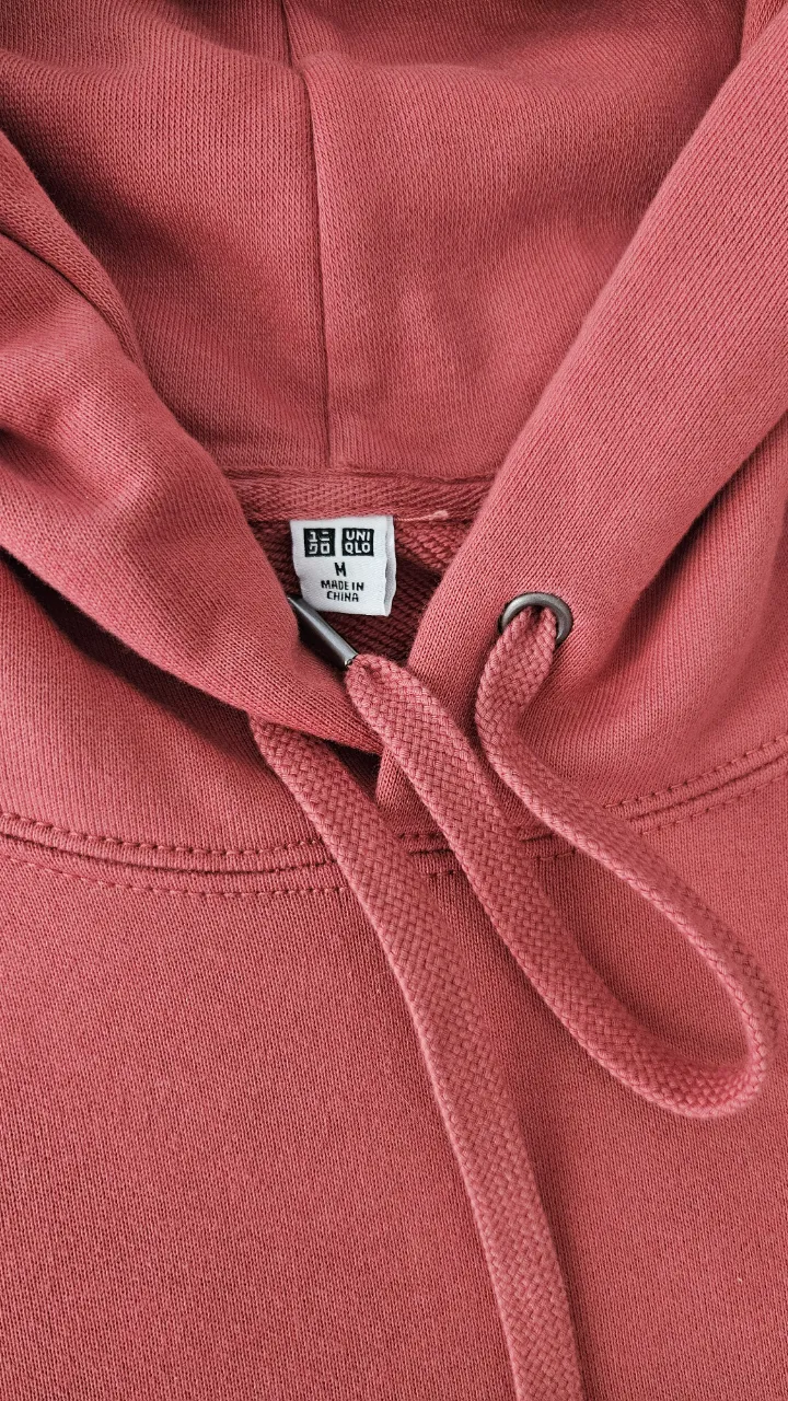 Buzo Uniqlo - Vista 2