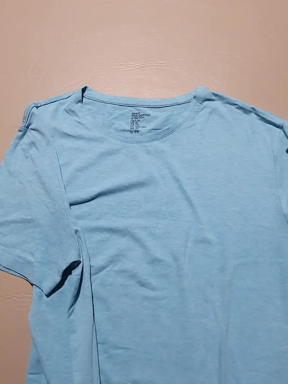Remera H&M - Vista 3