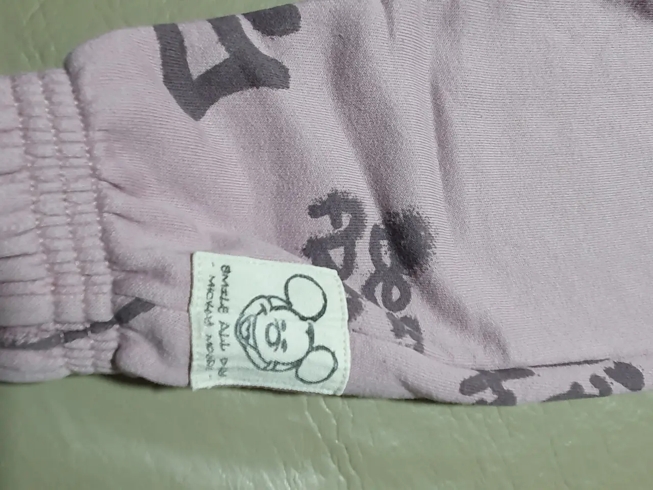 Ropa deportiva Disney - Vista 2