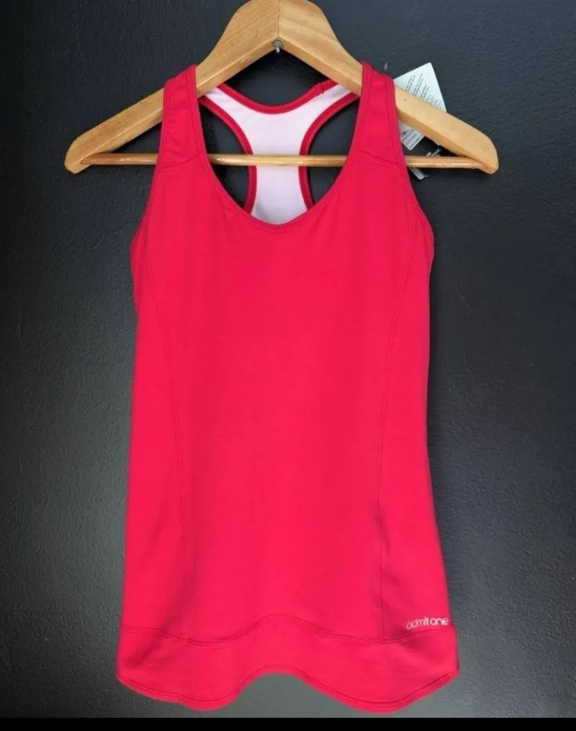 Musculosa Admit One - Vista 2