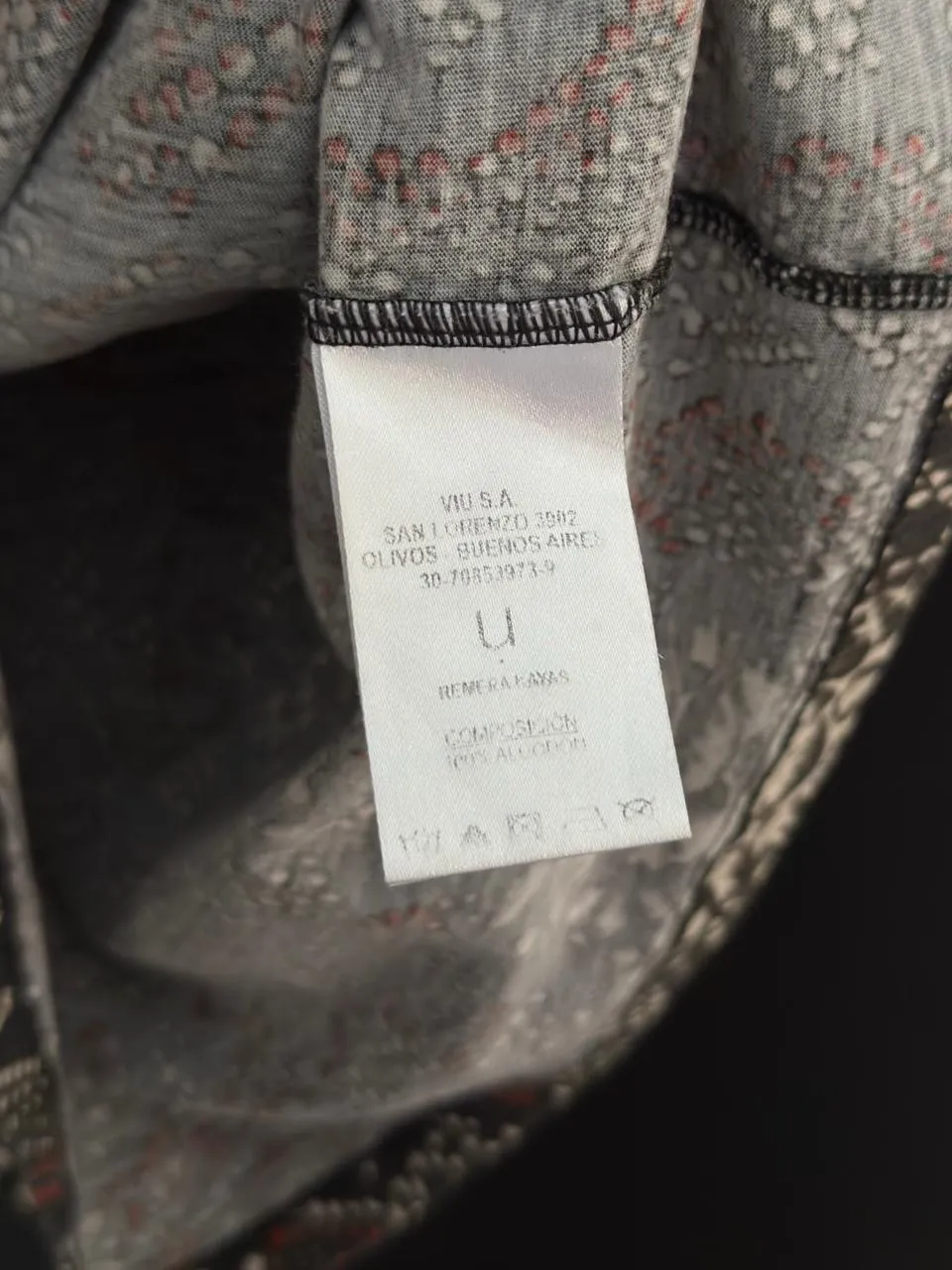 Remera Uma - Vista 5