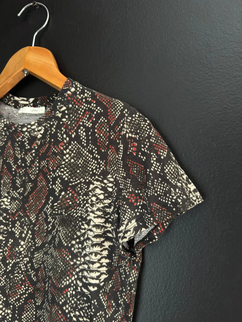 Remera Uma - Vista 3