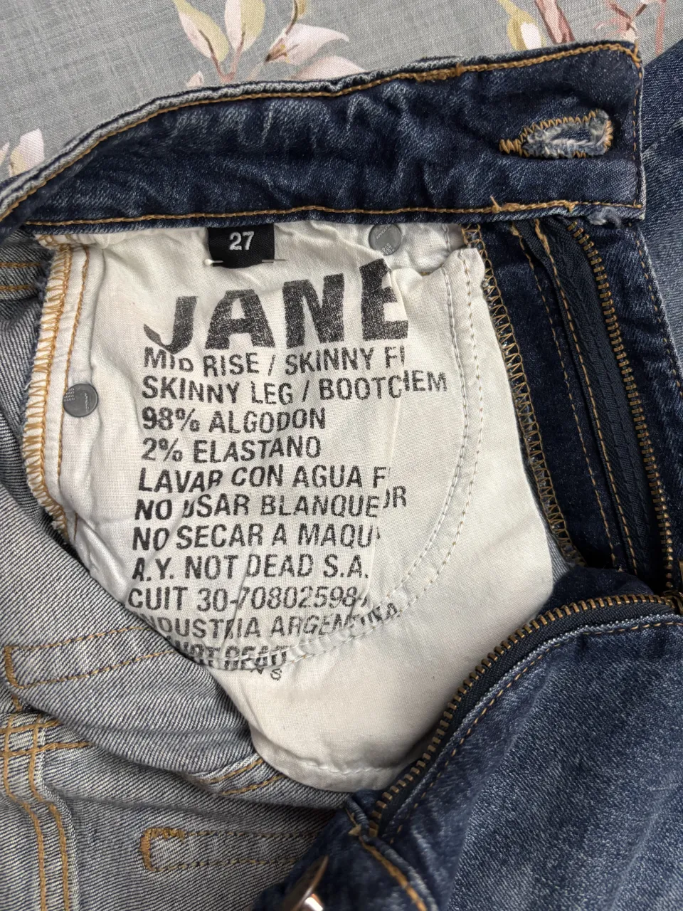 Jean Ay Not Dead - Vista 3