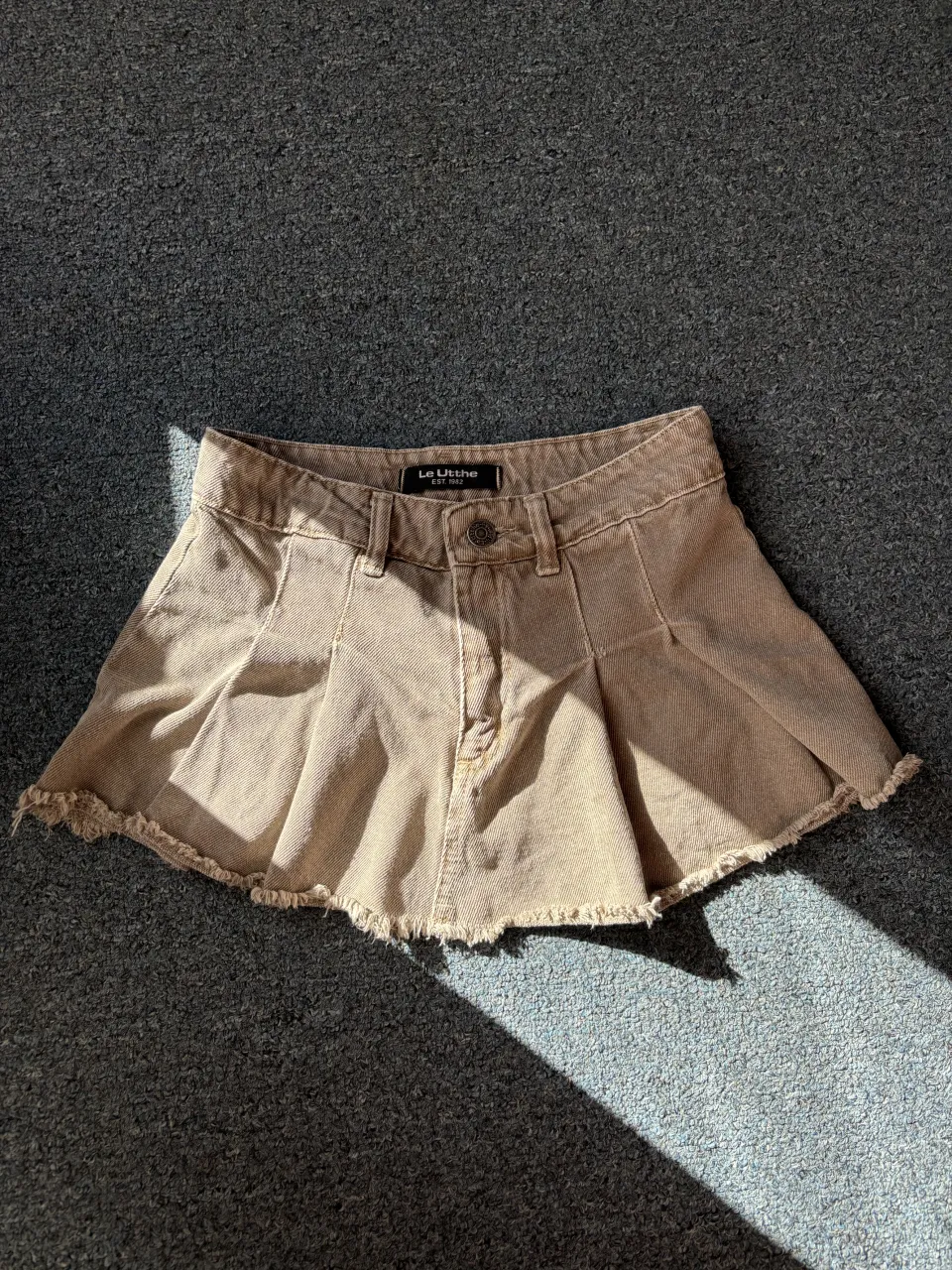 Minifalda Le Utthe - Vista 3