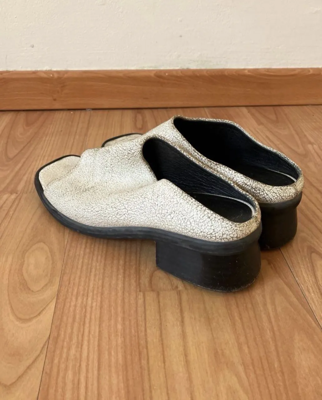 Sandalias Mishka - Vista 3