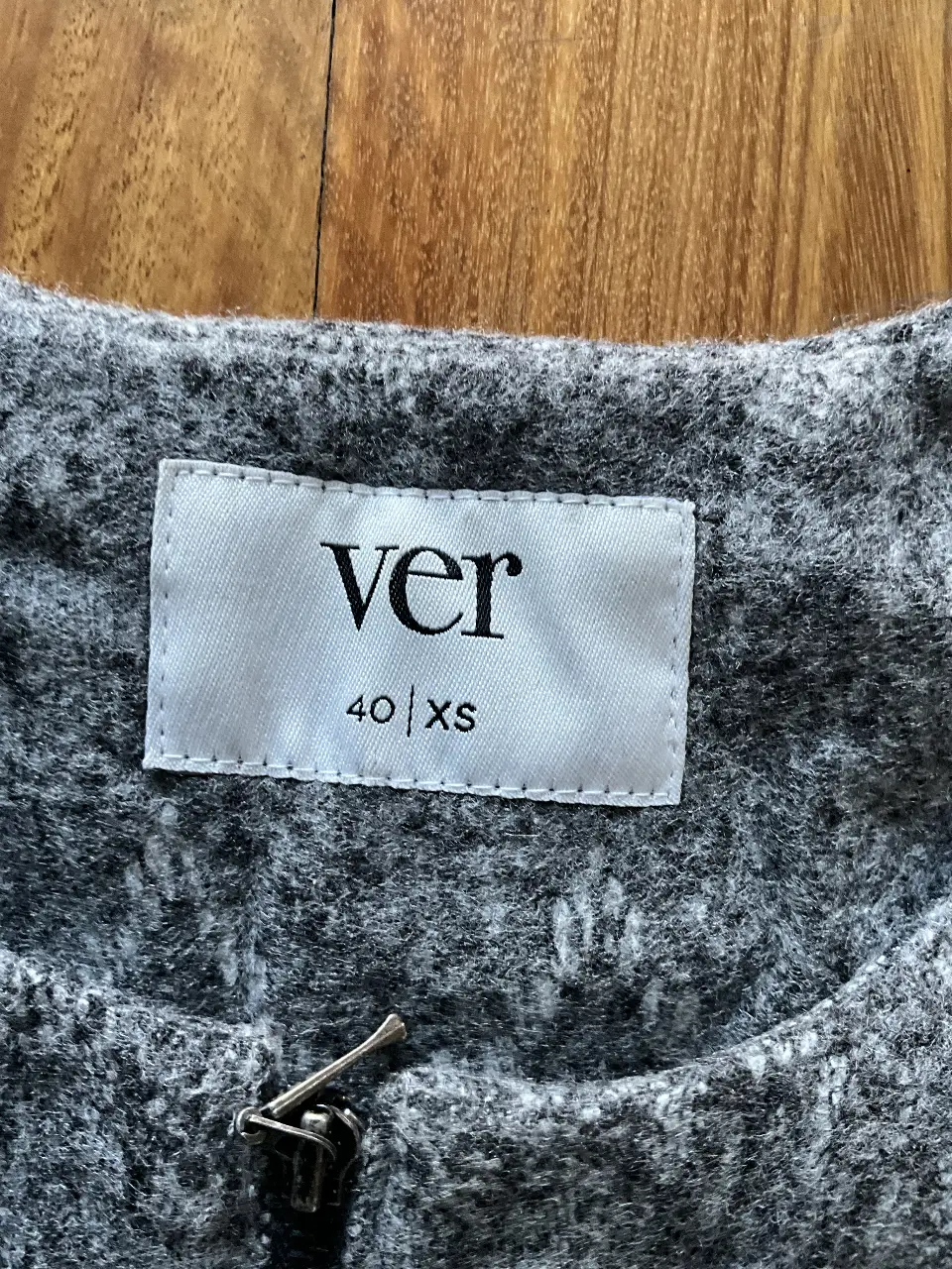 Cardigan Sin marca - Vista 2