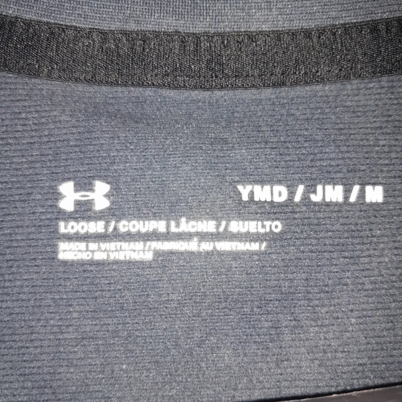 Campera Under Armour - Vista 4