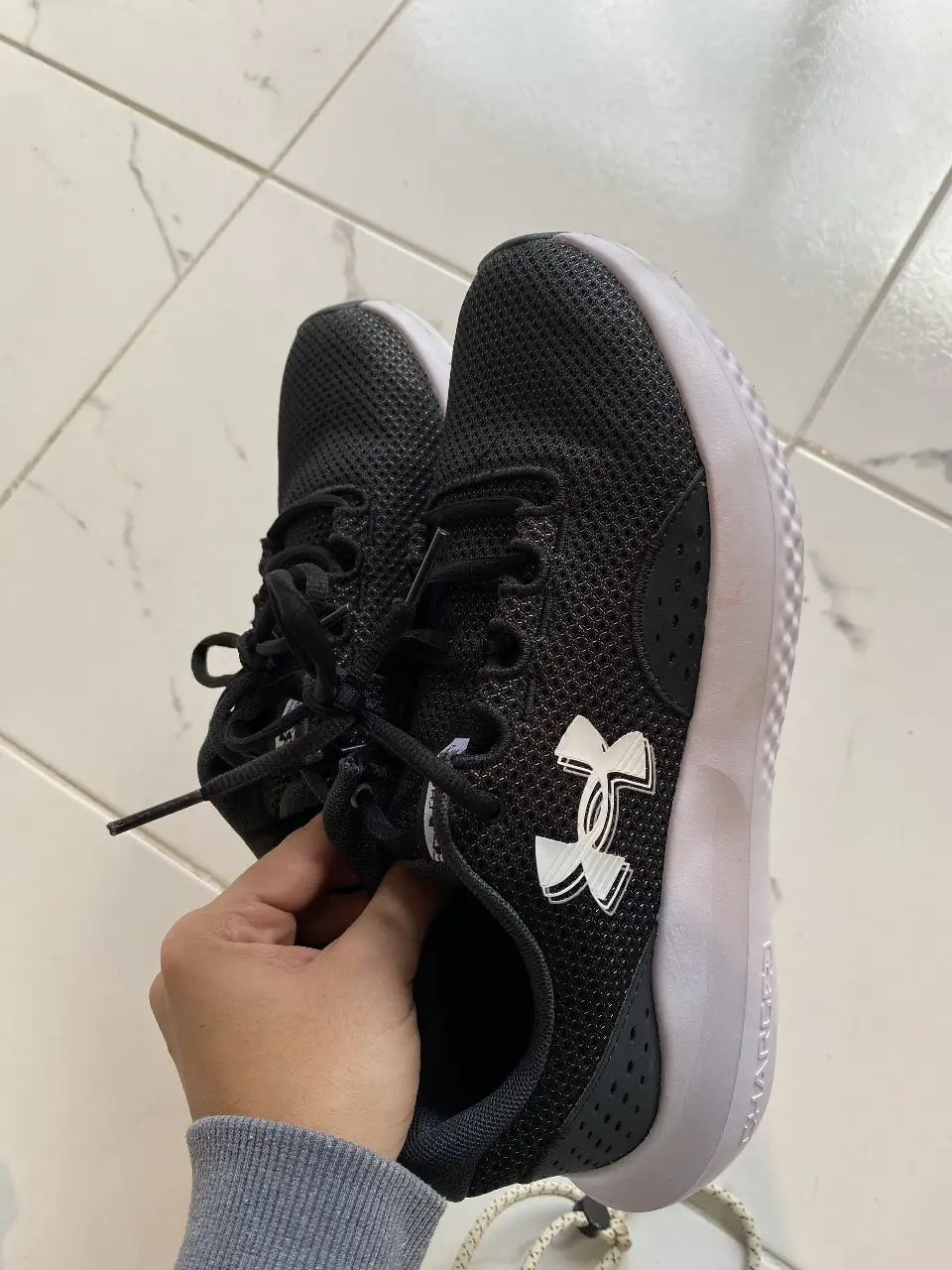 Zapatillas Under Armour - Vista 2