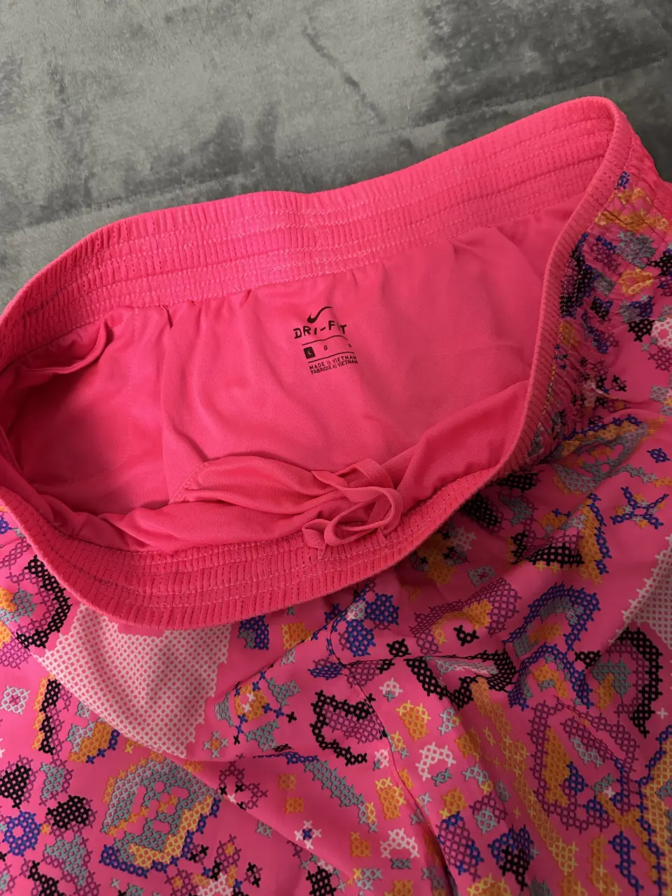 Short Nike - Vista 4
