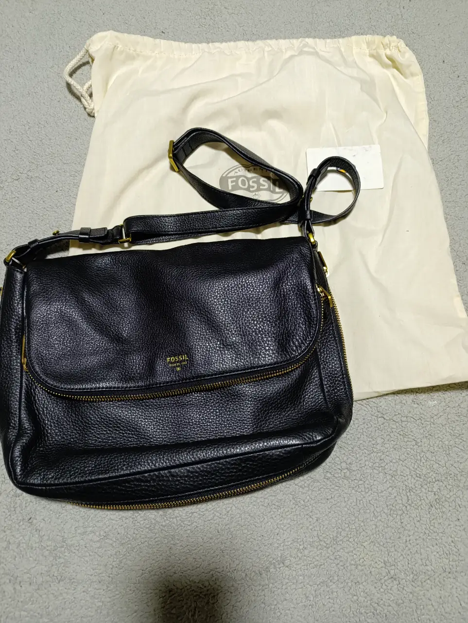 Cartera Fossil - Vista 3