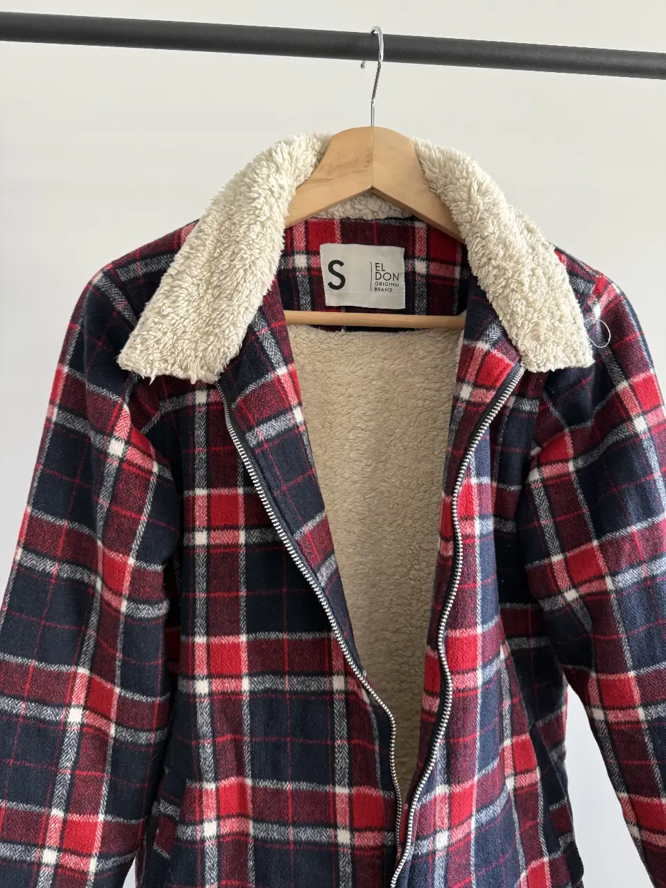 Campera Otra - Vista 3