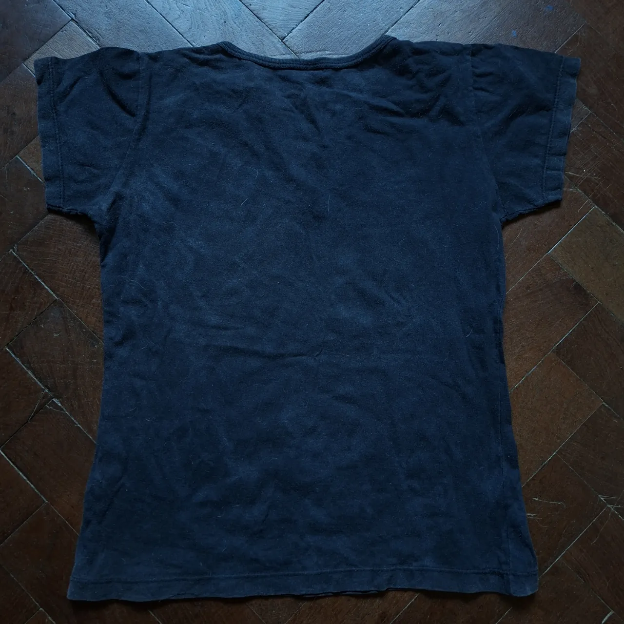 Remera - - Vista 3