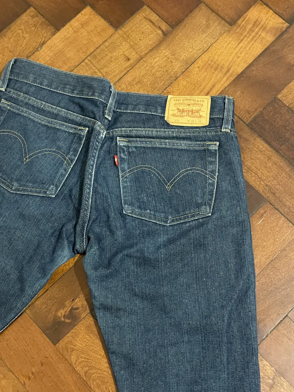 Jean Levi's - Vista 4